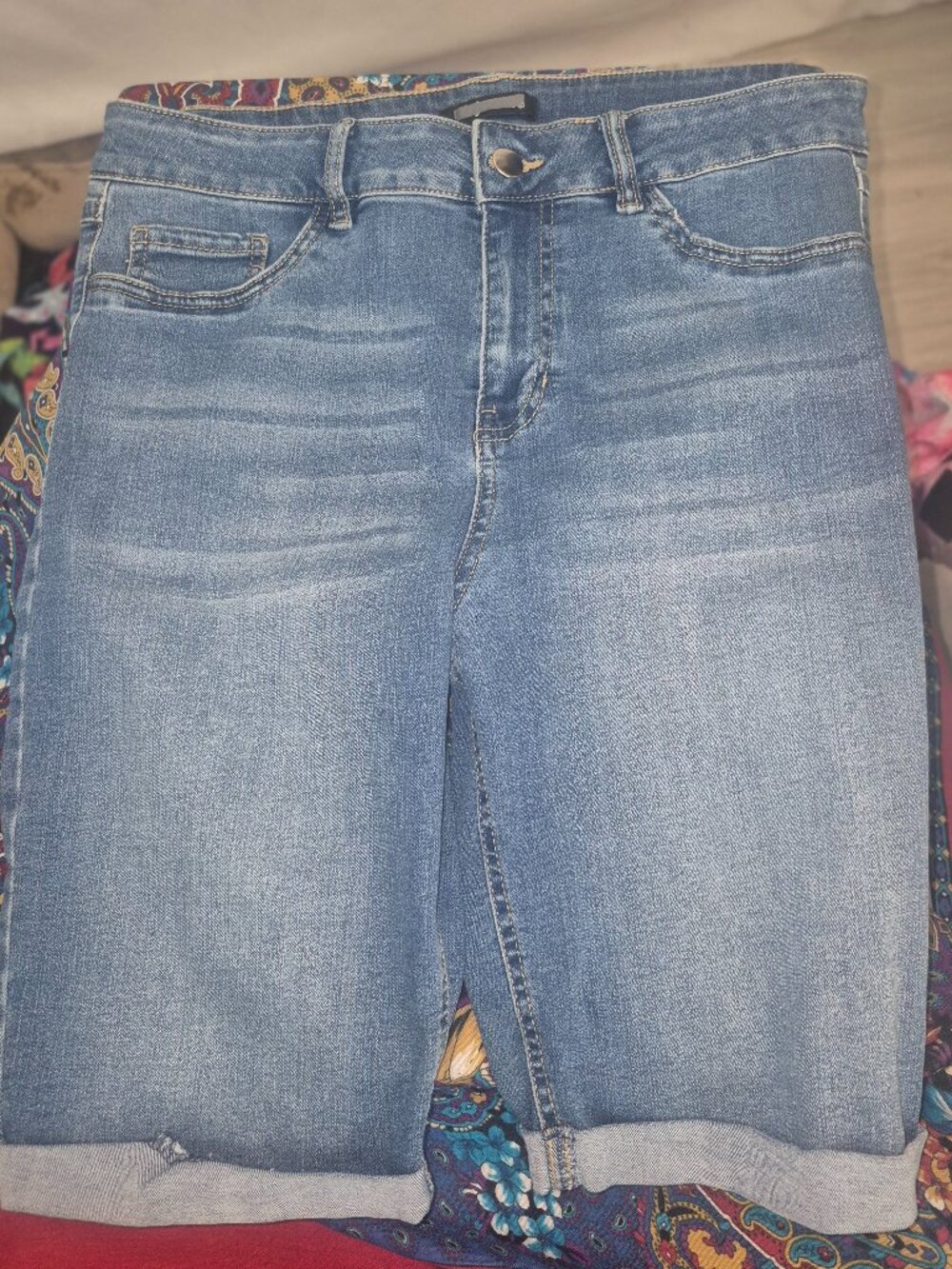 Ladie's Denim shorts, long, 5-pockets- in size 12 (30" waist)